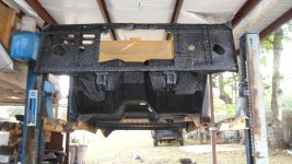sarahs colston shower and frame painted engine bay lined 006.JPG