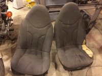 Bronco Horn Ring Beard Seats 007.jpg