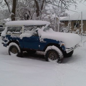 Bronco Snow3