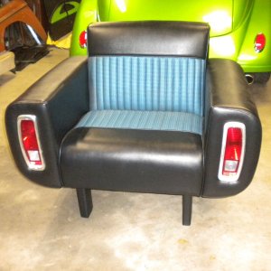 Bronco chair