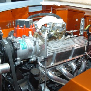 '74 Engine Compartment