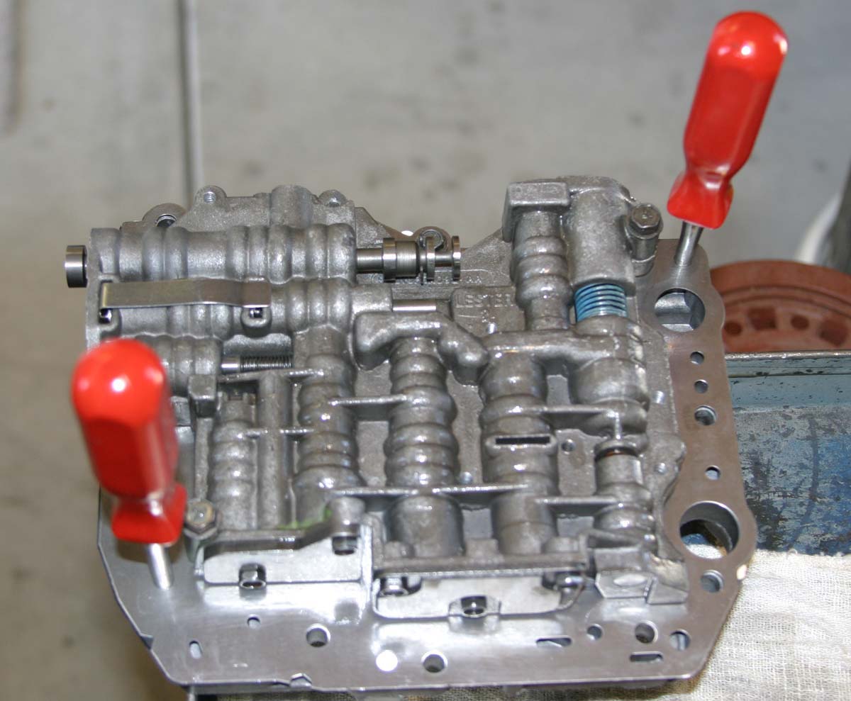 ClassicBroncos.com Tech Articles » Blog Archive » C4-valve-body-17