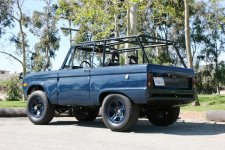 Blue bronco 018.jpg