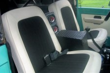 front seats1.jpg