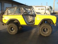 73 Bronco 044.JPG