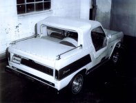 whitebronco4800586.jpg