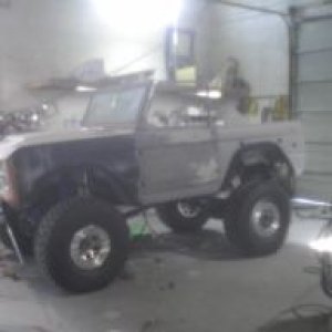 Bronco_side_view