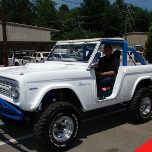 77 Bronco