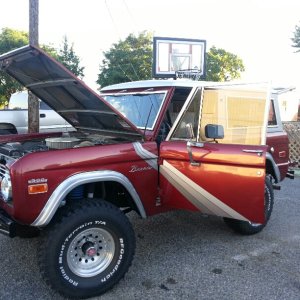 1970_Ford_Bronco_11_
