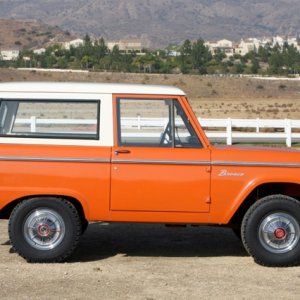 1973 Explorer Orange/Orange