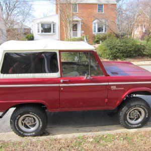 1970 Bronco (uncut)