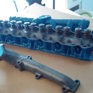 66 cylinder head and manifold