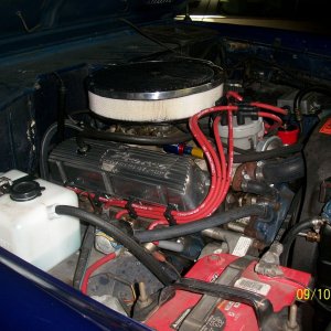 Passenger_side_view_of_engine