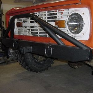 Front pre-runner bumper