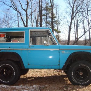 Passenger side of 76 bronco