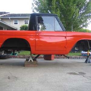 Bronco getting axles painted