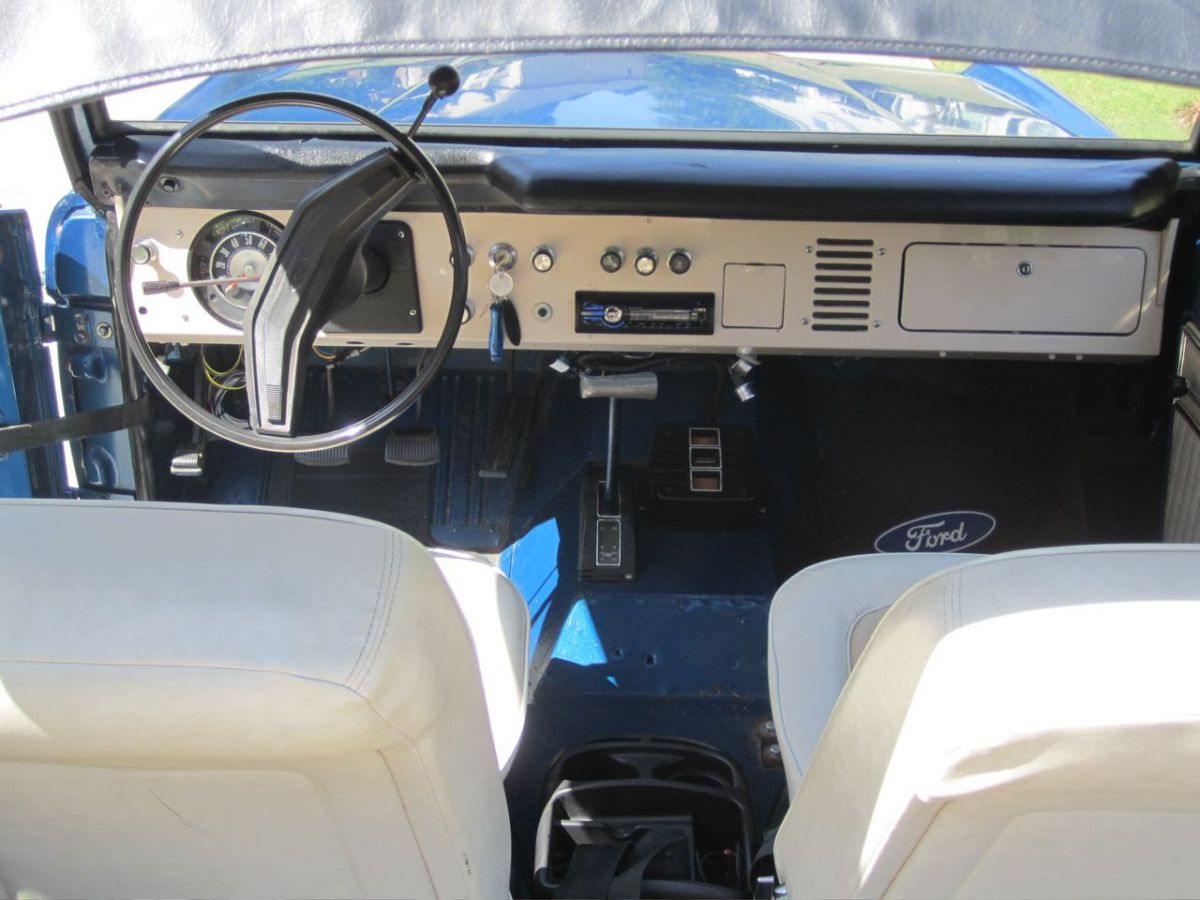 1968 Ford Bronco For Sale - Interior View