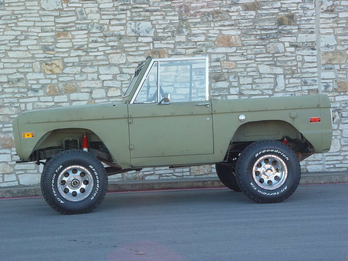 73 Bronco 302, auto, 3 1/2 with 31's