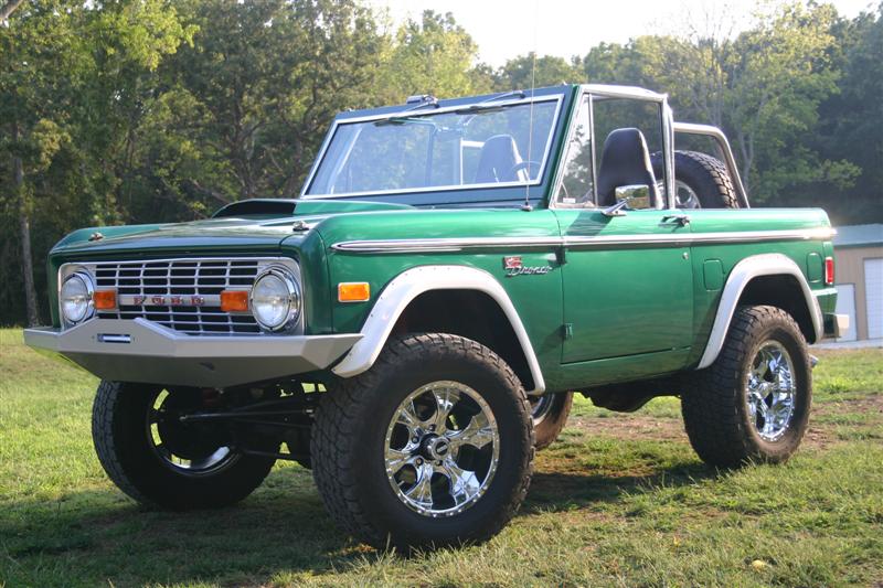 Classic Recreations Announces New Line of 66-77 Ford Bronco